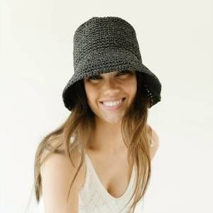 NEW GIGI PIP sal crochet bucket hat in black
